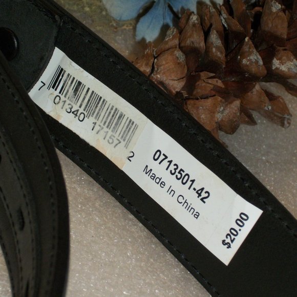 NOCONA Belt Co. Men's Genuine Leather Belt NWT Sz 42 Black Dark Gray Sueded Feel - Picture 4 of 11